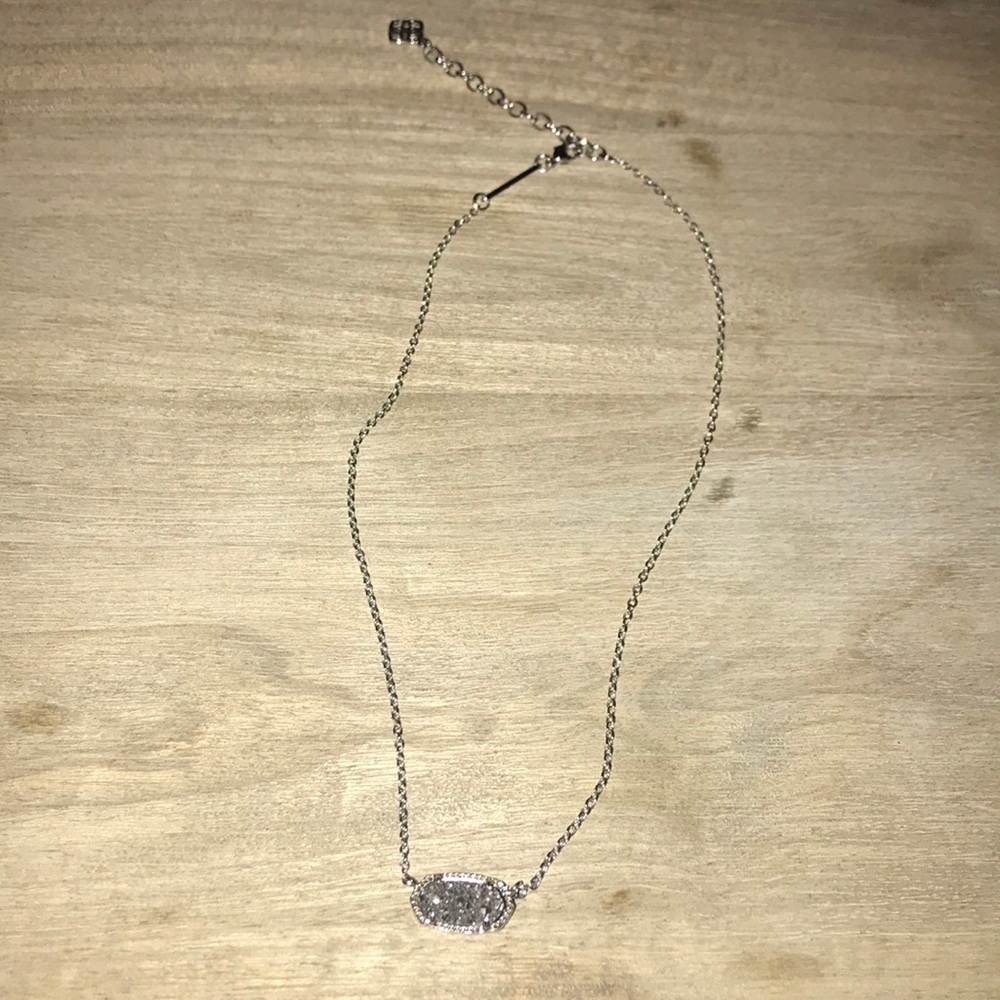 Kendra Scott necklace!